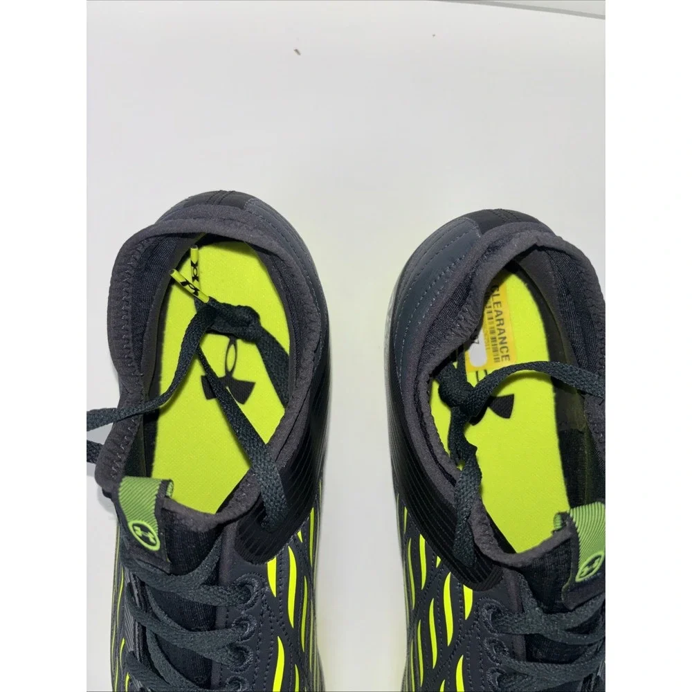 Under Armour Magnetico Select 4 FG Cleats Men Sz10, Black Yellow Molded